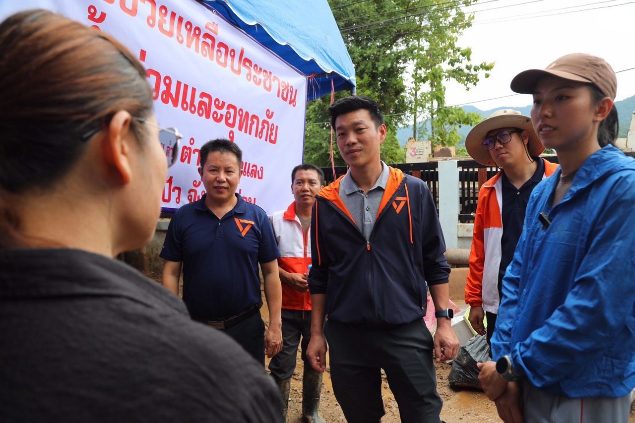“เท้ง” จี้รัฐบาลจัดสรรงบแก้น้ำท่วมน่านระยะยาว พบหลายพื้นที่ไม่แจ้งเตือน ผญบ. ต้องตีระฆังบอก